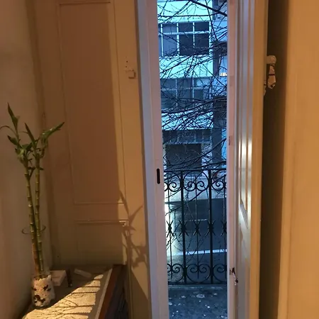 No Centro D * Lisbon